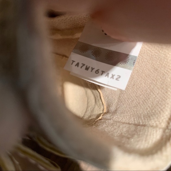 UGG 🔴 Kids Ugg Boot - Picture 9 of 9